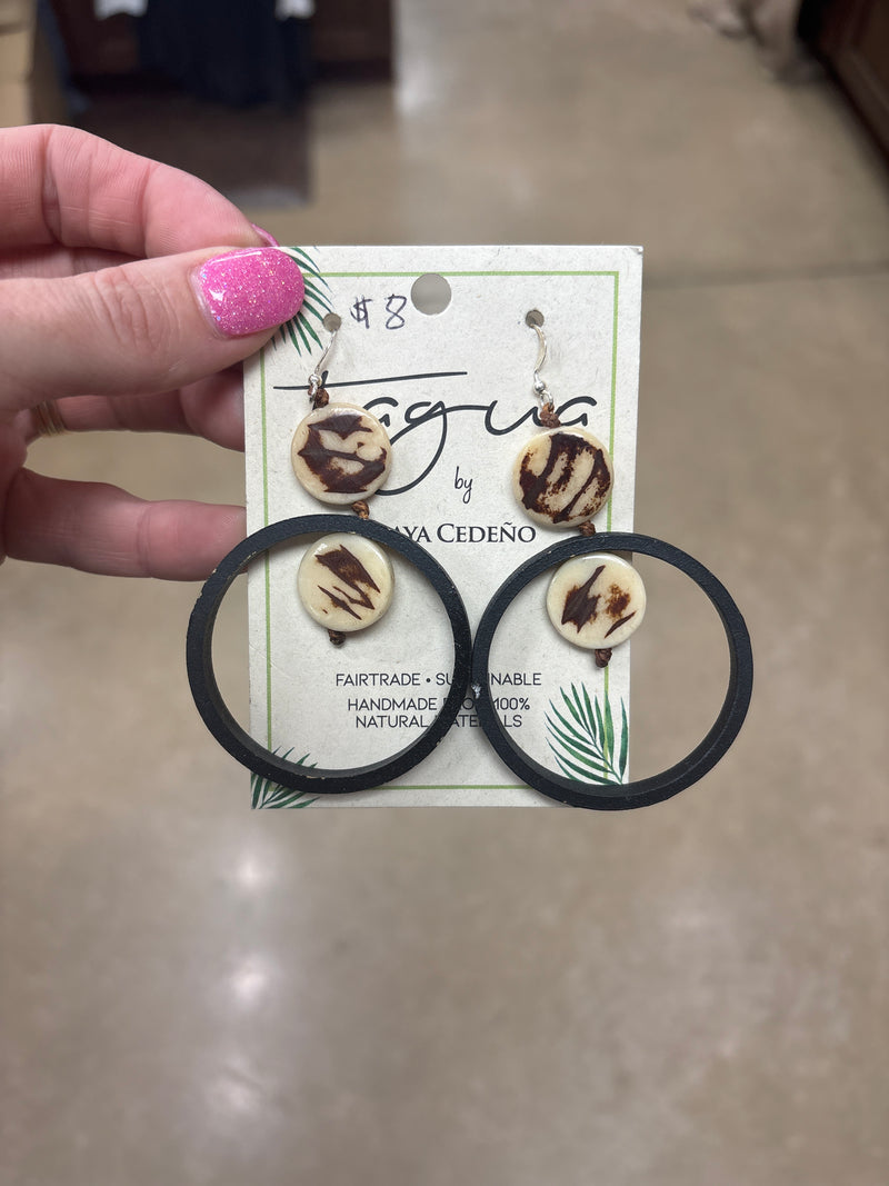 8444- Cream W/ Black Hoop Tauga Nut Earrings