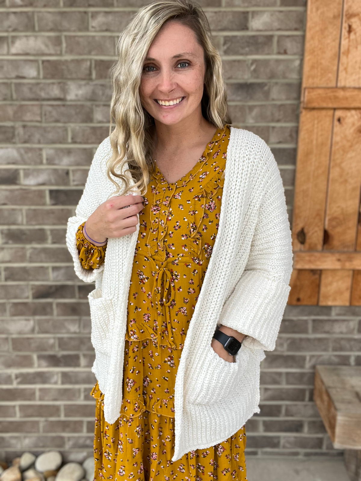 2824- Cream Knit Chunky Cardigan w/ Pockets