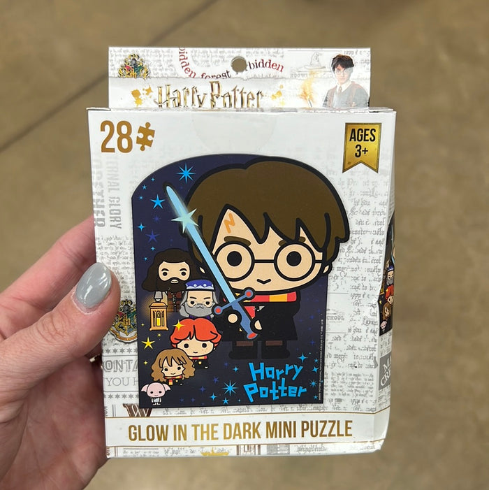 20375- Harry Potter Glow In The Dark Puzzle