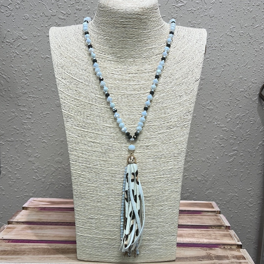 632- White and Black Beaded Leopard Print Necklace