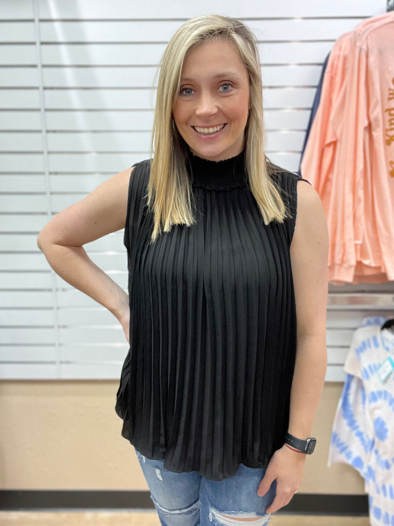 931- Black Smocked Neck Sleeveless Pleated Top