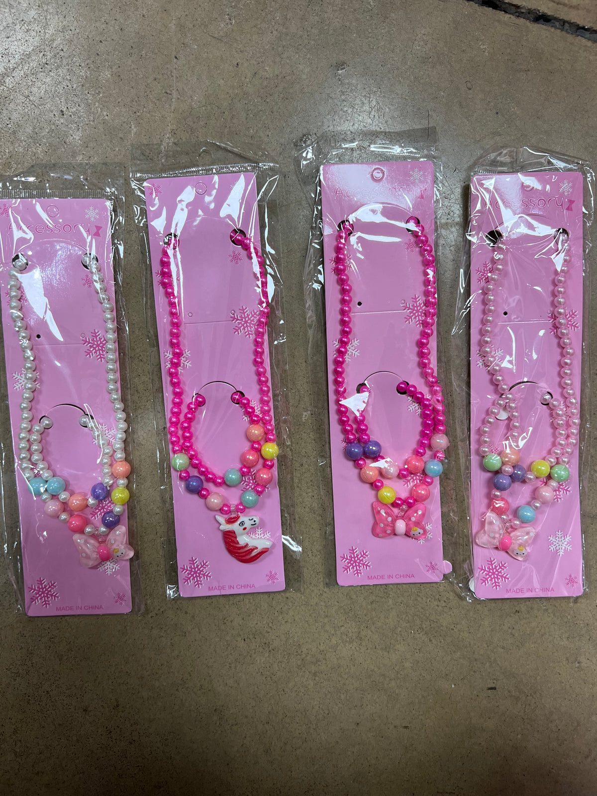 1006- Kids Necklace & Bracelets Set