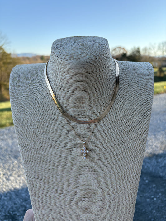 8372- Gold Layer Necklace w/ Pearl Cross