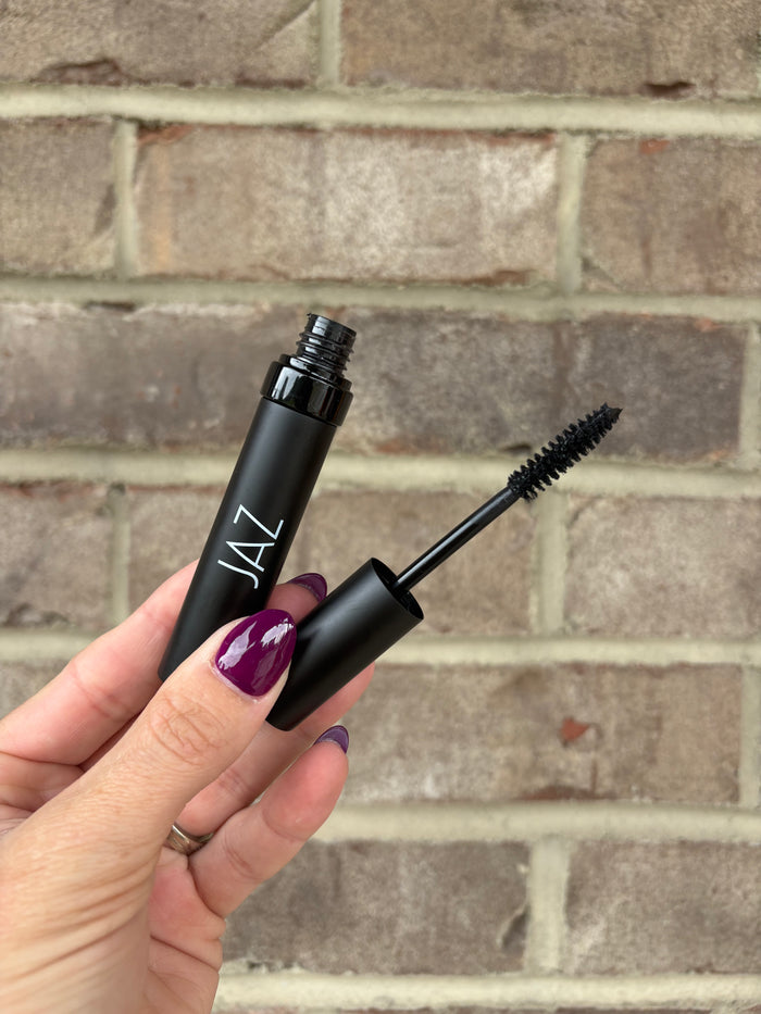 Jaz Cosmetic Black HD Lashes Mascara