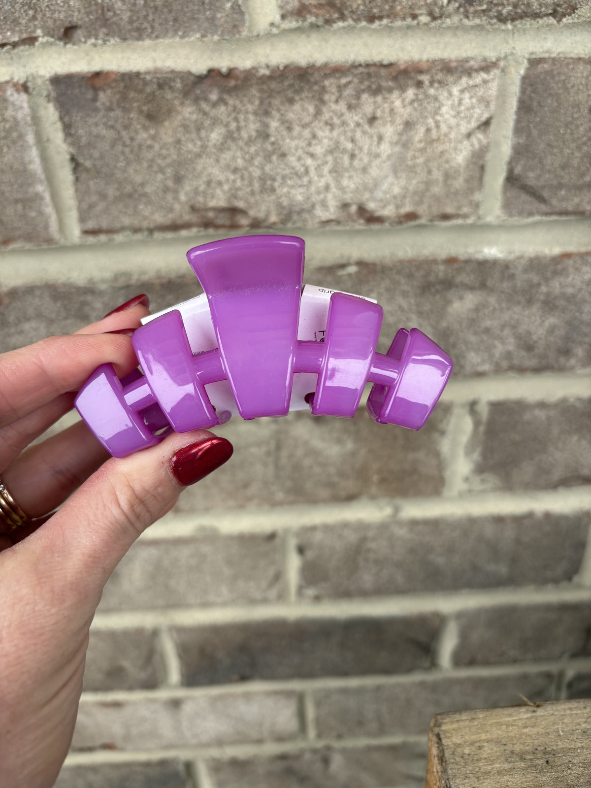 Medium Classic Hair Claw Clip by Teleties