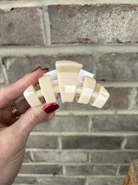 Medium Classic Hair Claw Clip by Teleties