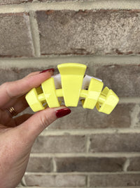 Medium Classic Hair Claw Clip by Teleties