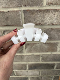 Medium Classic Hair Claw Clip by Teleties