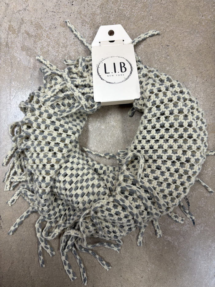 8510- Cream & Grey Infinity Shred Scarf