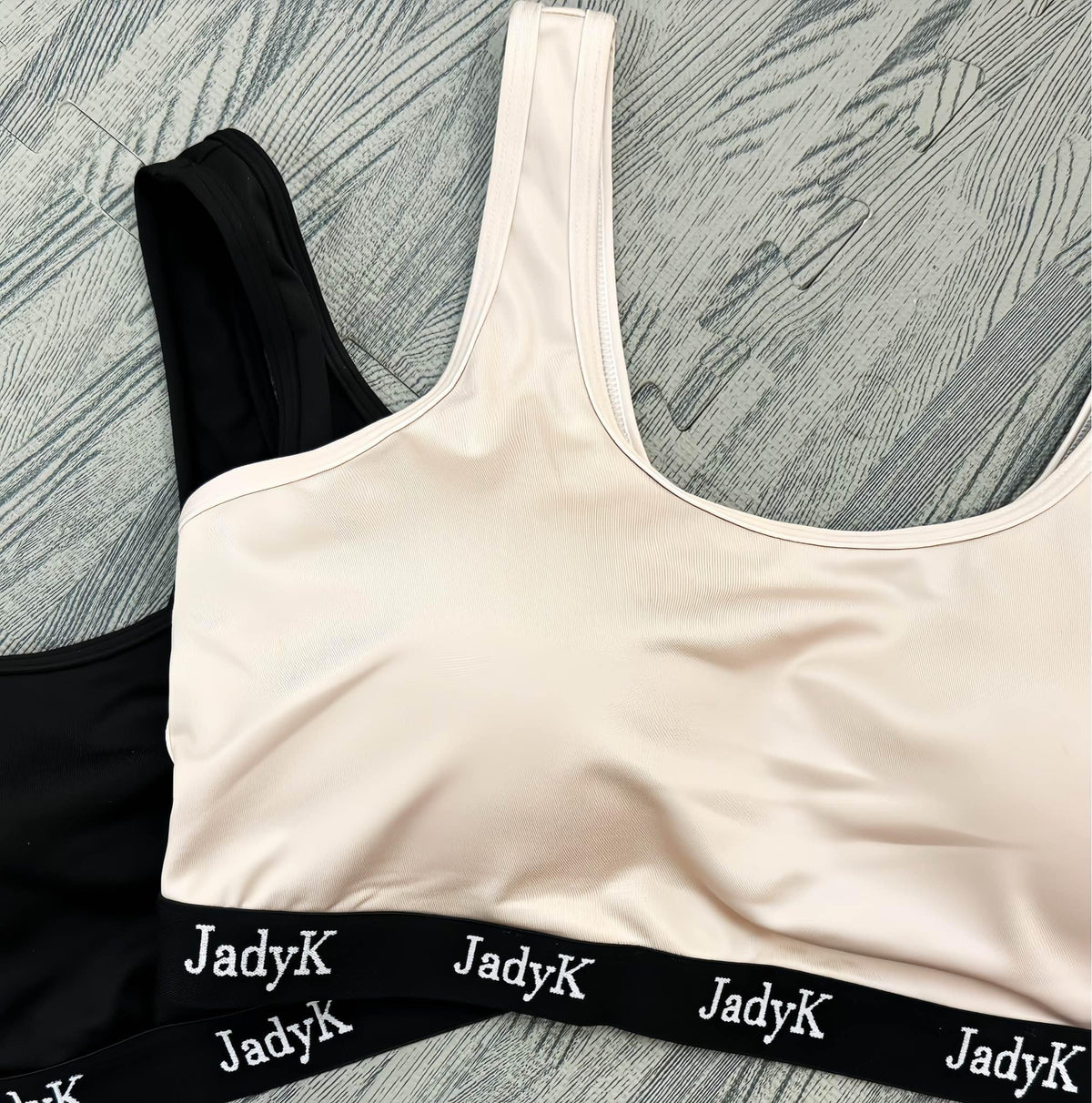 10185- JadyK Arya Luxe Solid Padded Sports Bra