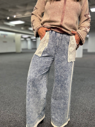 The Boho Soul Crochet Pocket Pants | POL ATLANTA