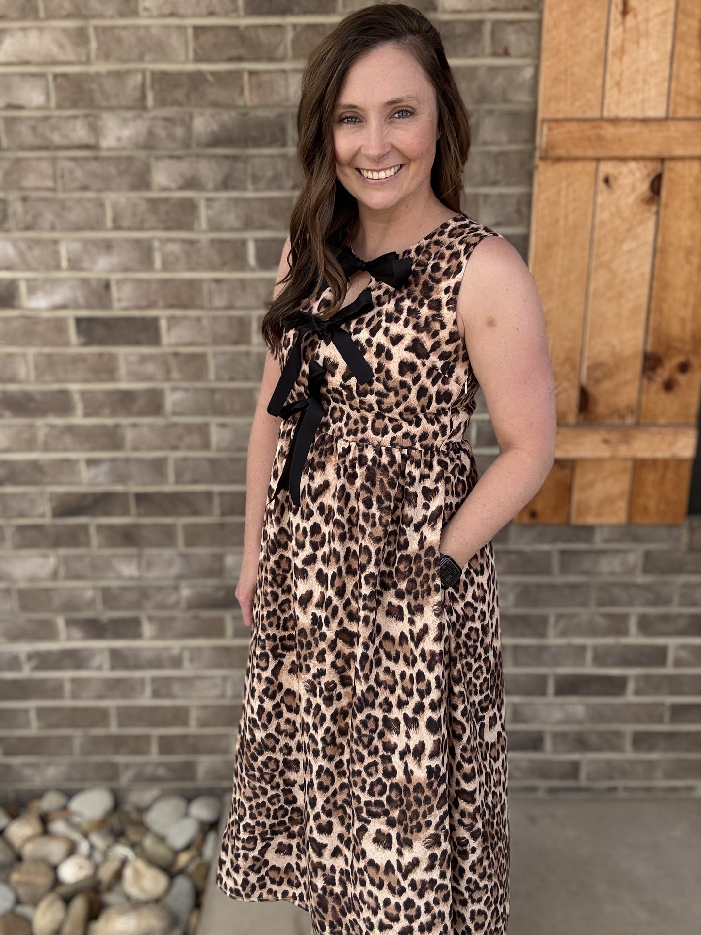 Leopard Print Sleeveless Midi Dress w/ Bow Closure