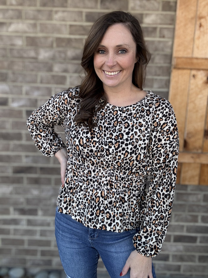 20434- Leopard Cinch Long Sleeve Top