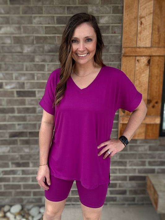 Light Plum V-Neck Brushed Material Set *TOP & BIKER SHORTS*