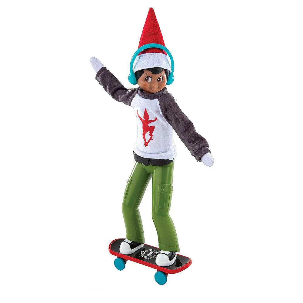 MagiFreez® Holly Jolly Ollie Skateboard Set by The Elf On The Shelf