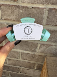 Medium Classic Hair Claw Clip by Teleties