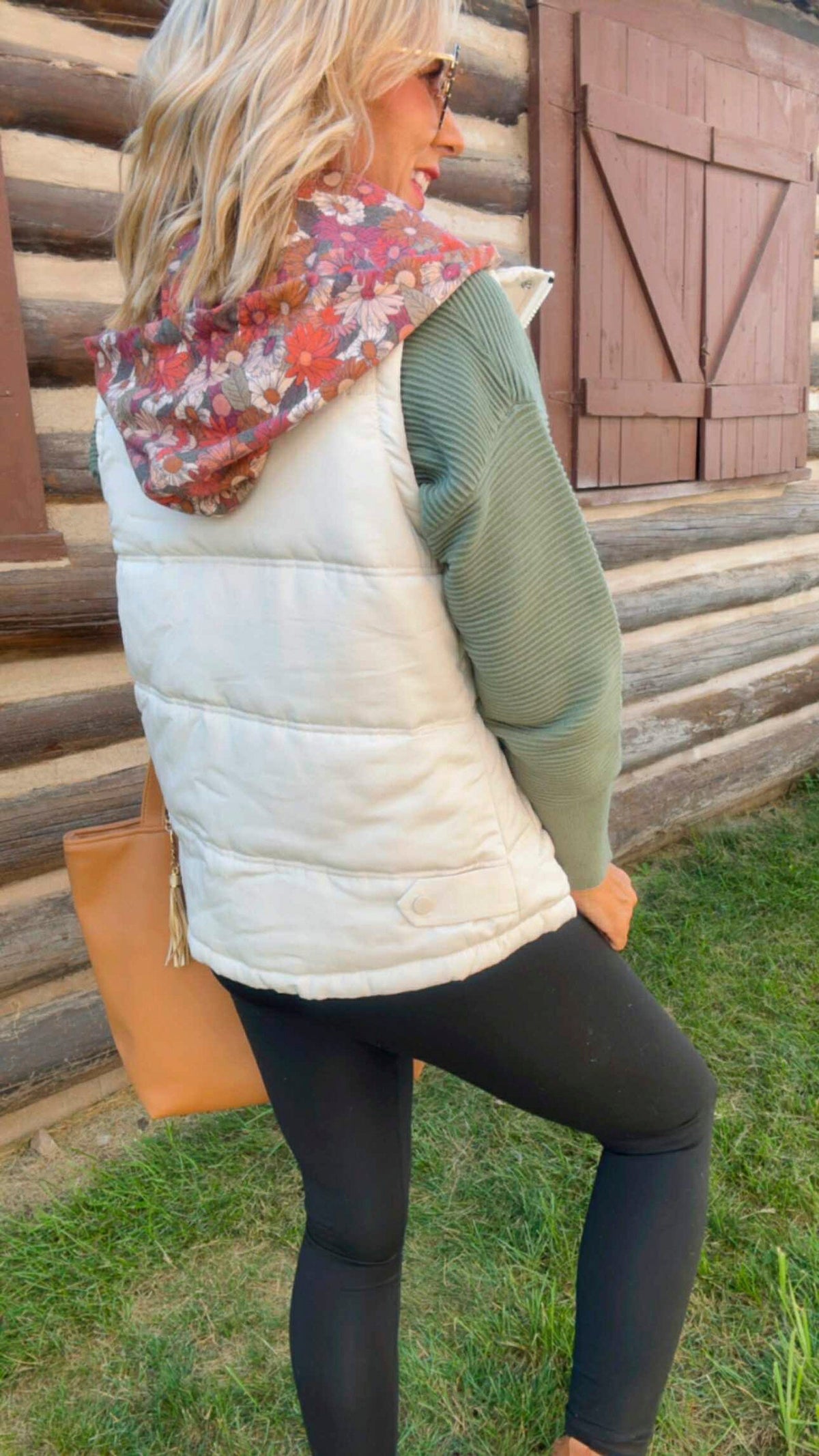 Ivory Switch Puffer Vest w/ 2 Detachable Hoodies | SALTY WAVE *DEAL* START SHIP DATE: LATE NOV