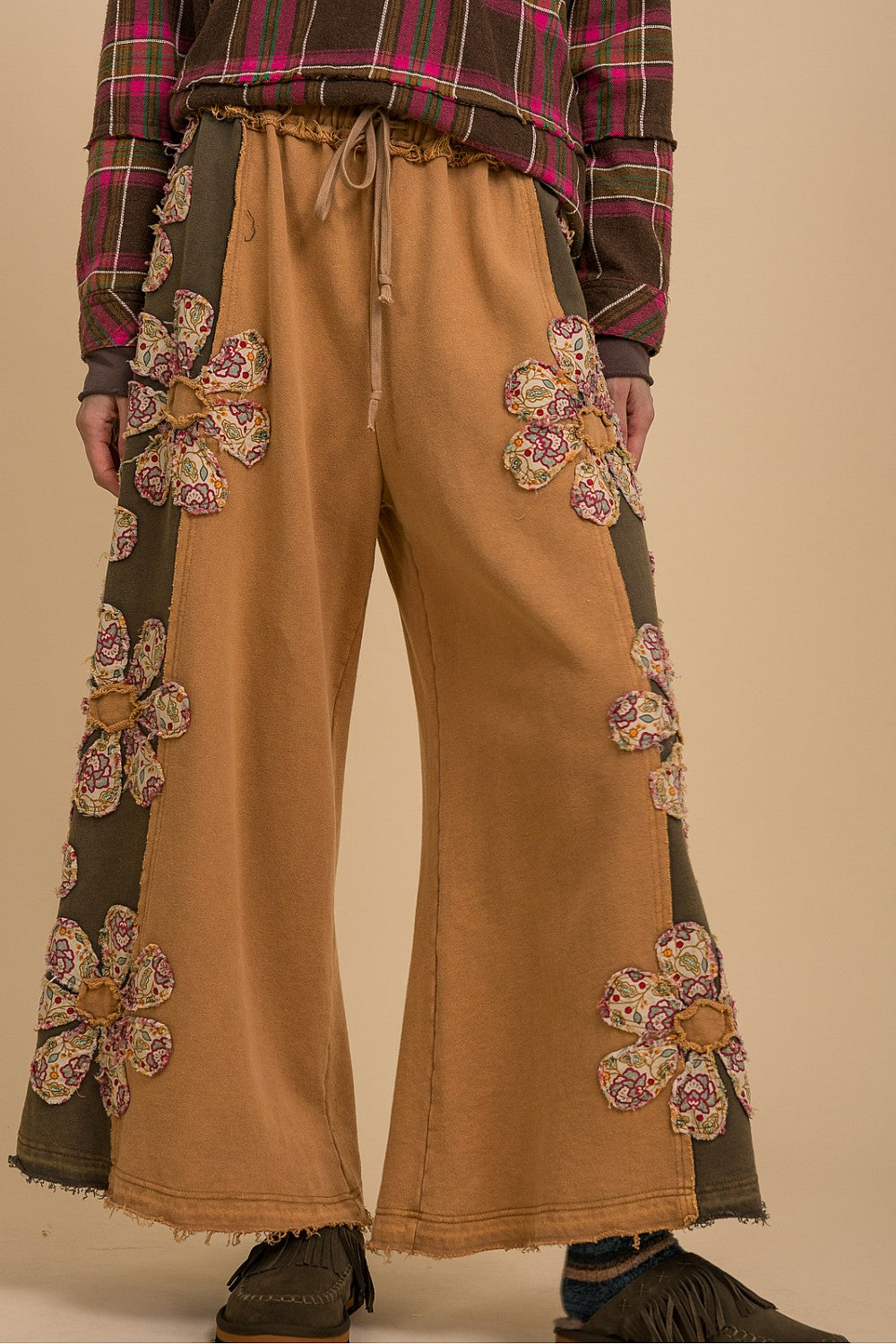 Rust Multi Flower Patch Side Wide Leg Pull-On Sweatpants