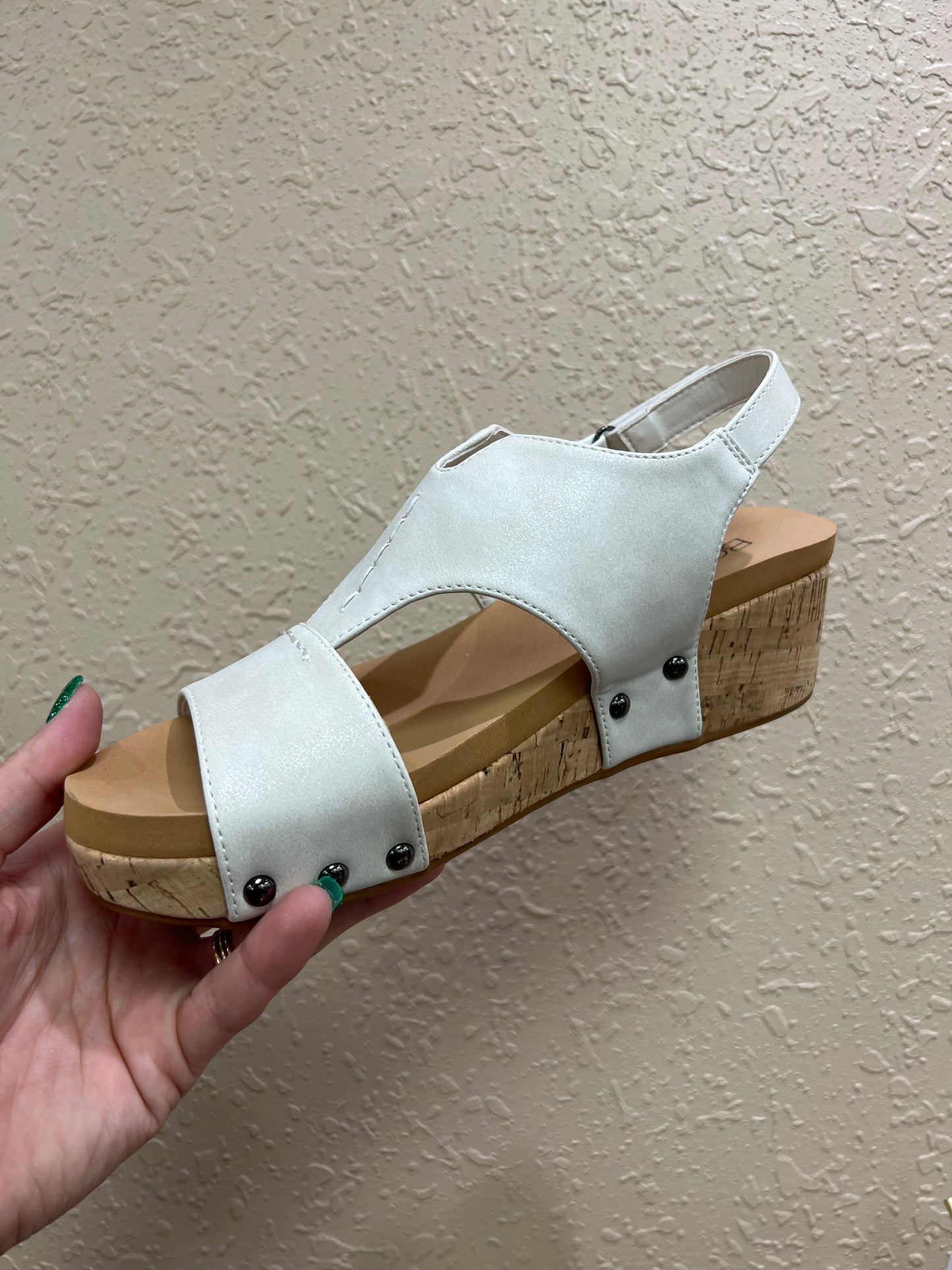 8907- White Refreshing Wedges by Corkys