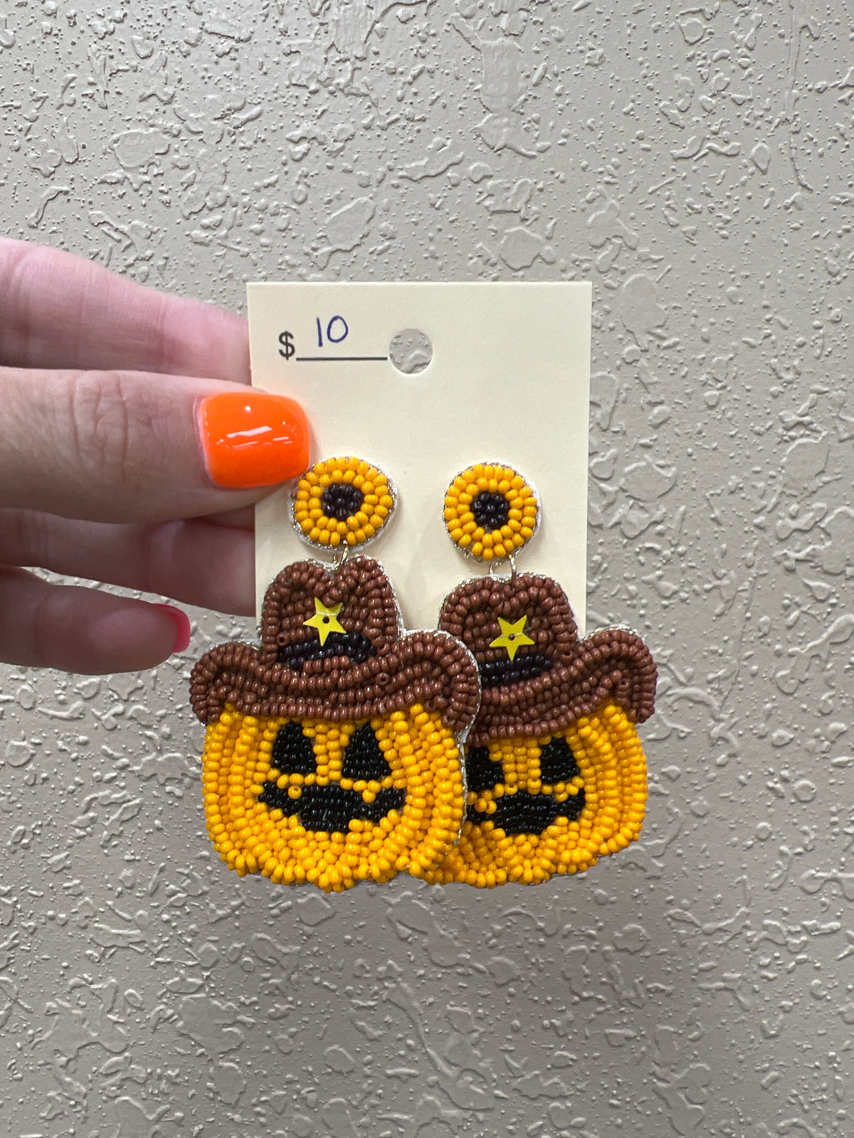 9722- Cowboy Pumpkin Beaded Earrings