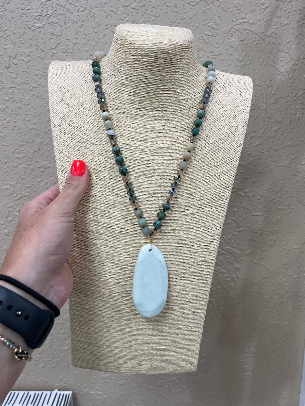 9083- Green Stone Necklace w/ Crystal Pendant