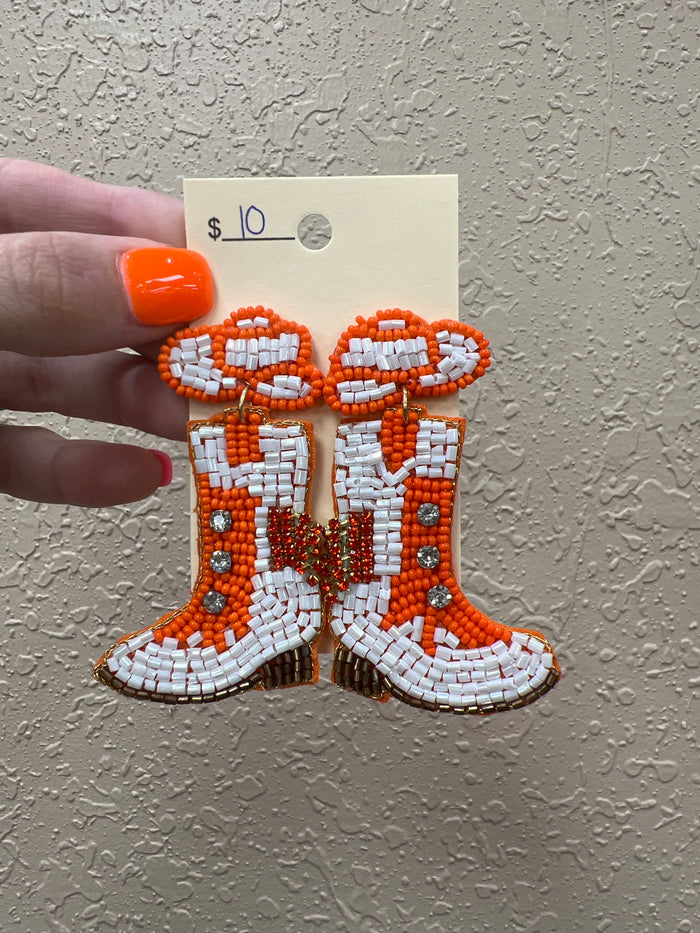 9719- Orange & White Boot Beaded Earrings *TN COLLECTION*