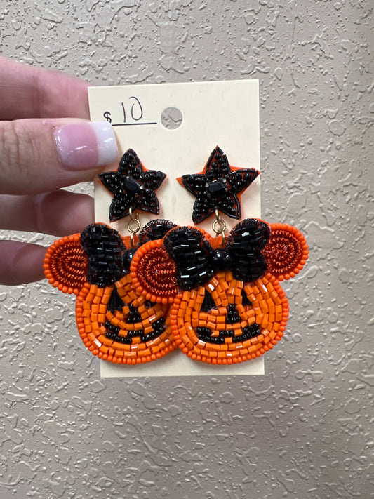 10018- Minnie Pumpkin Beaded Earrings