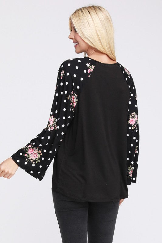 1535- Black w/ Floral Bell Sleeve Top