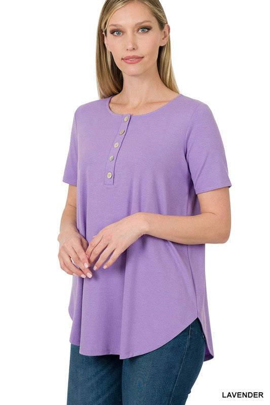 7650- Lavender Scoop Hem Button Short Sleeve Top