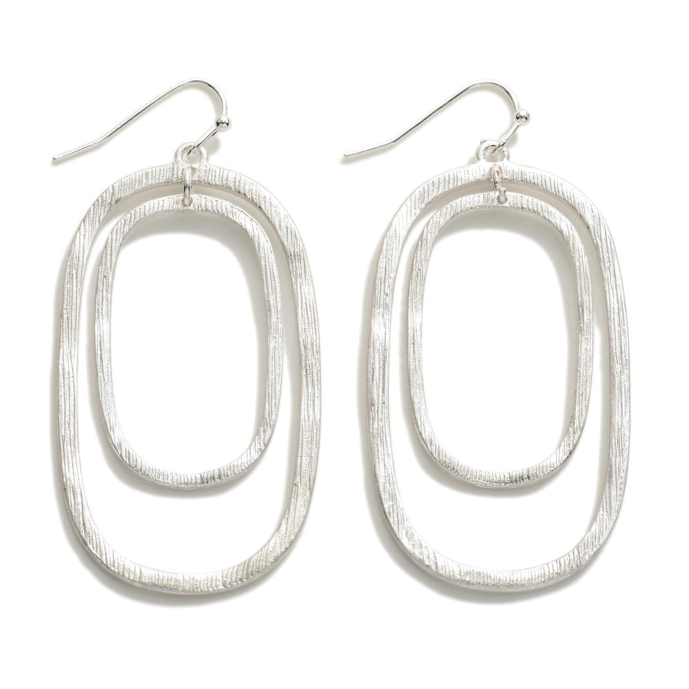 7220- Silver Tone Drop Earrings With Circular Textured Dangle