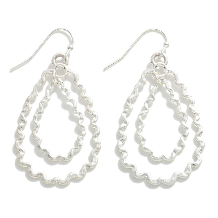 7223- Silver Linked Double Teardrop Scalloped Drop Earring