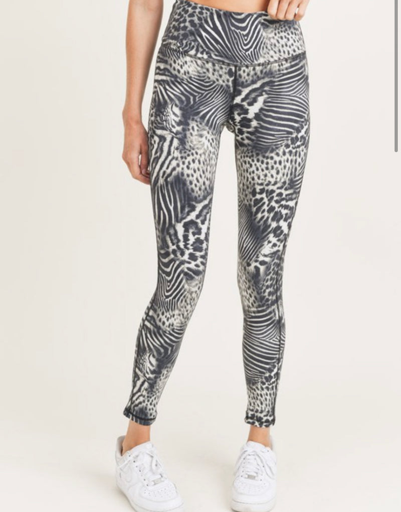 1165- Mono B Safari Animal Print Highwaist Leggings