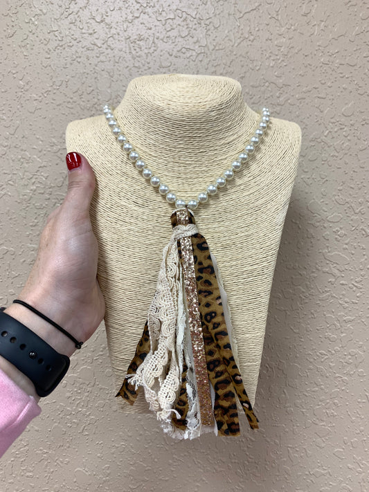 N1- Pearl w/ Cheetah Tassel Long Necklace