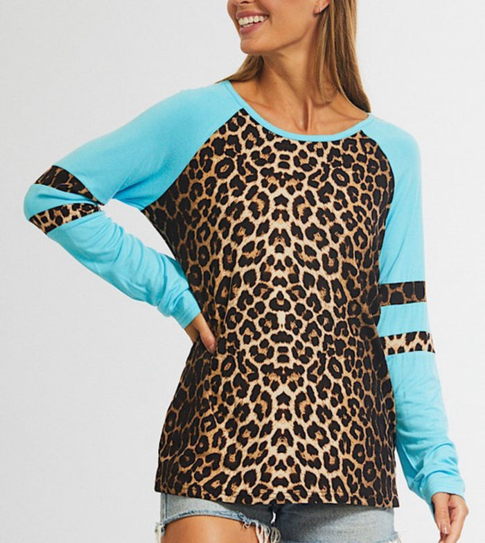 1438- Aqua Raglan Tee w/ Leopard Print