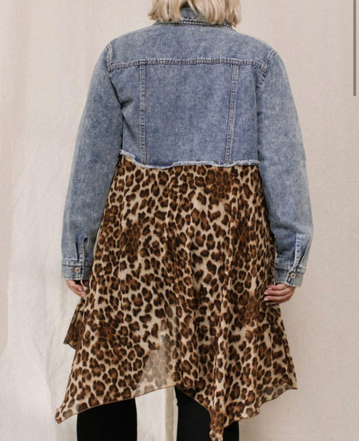 2023- Long Sleeve Denim Jacket w/ Cheetah Bottom