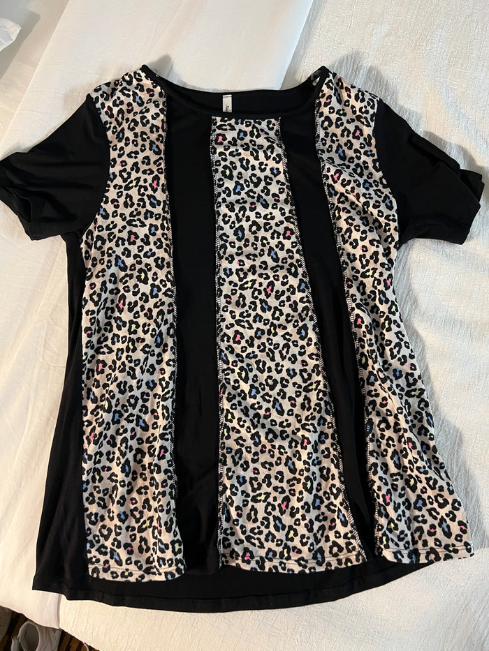 1926- Black and Colorful Leopard Stripe Short Sleeve Top