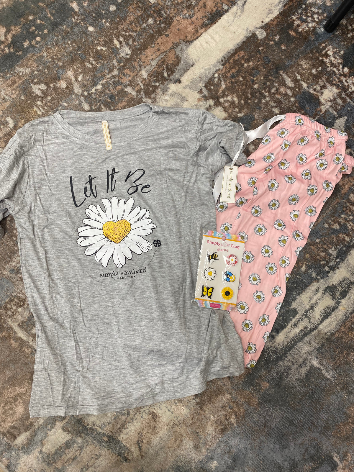 MYSTERY- DAISY PAJAMAS SET