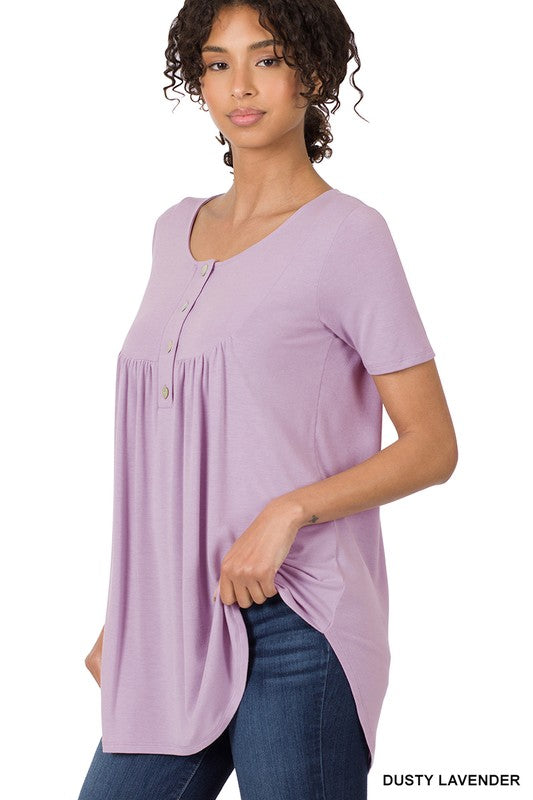 1399- Dusty Lavender Scoop Hem Top w/ Button Detail