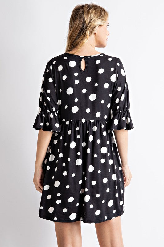 6139- Black & Ivory Polka Dot Tunic w/ Ruffle Sleeves