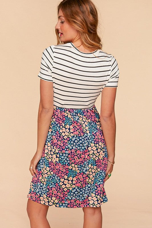 1208- Ivory Stripe w/ Navy Floral Print