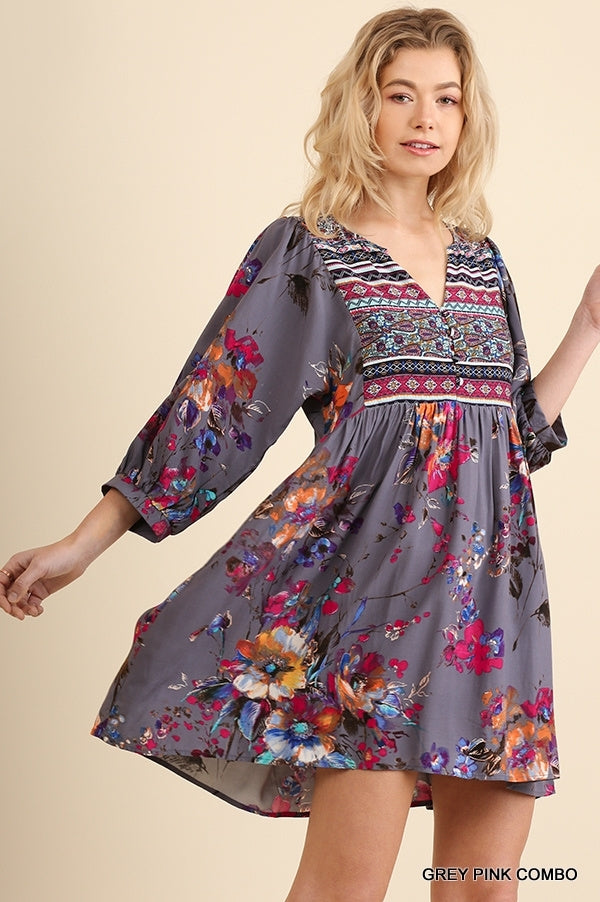 5081- Umgee Gray V-Neck Floral Print Peasant Tunic