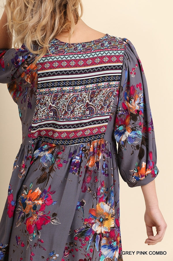 5081- Umgee Gray V-Neck Floral Print Peasant Tunic