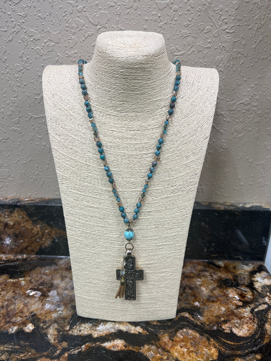 7541- Turquoise Beaded Cross Pendant Necklace