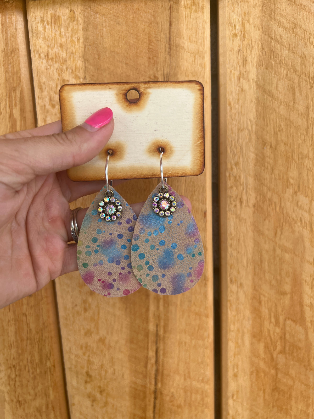 6352- Speckled Patch Leather Earrings