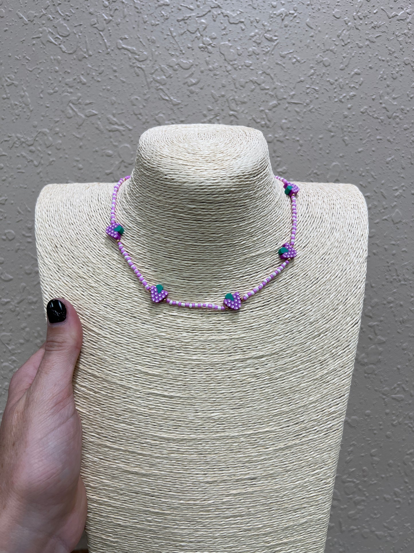 1750- Grapes Choker Necklace