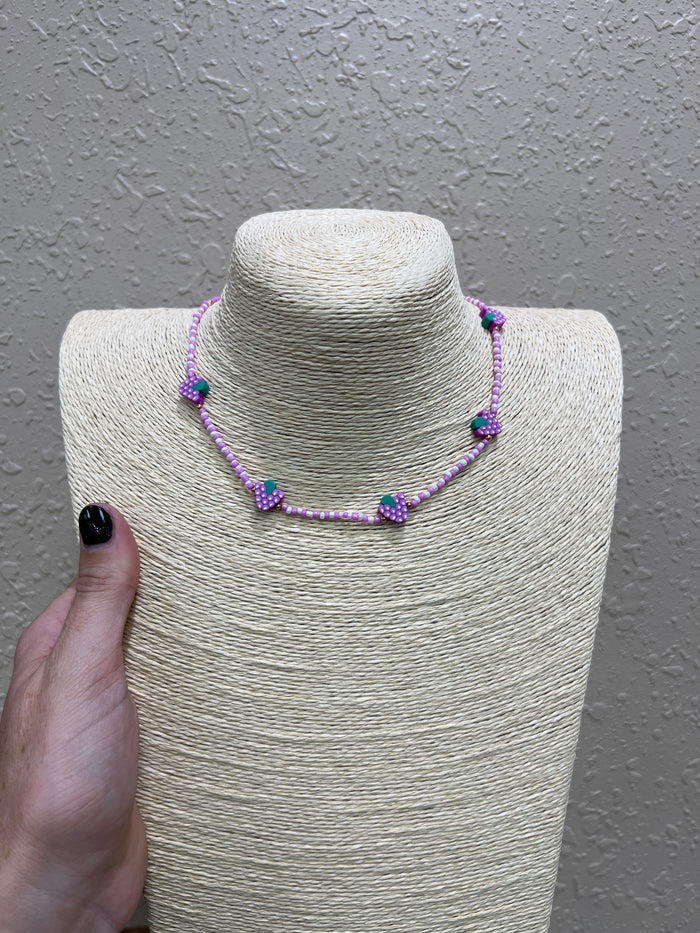 1750- Grapes Choker