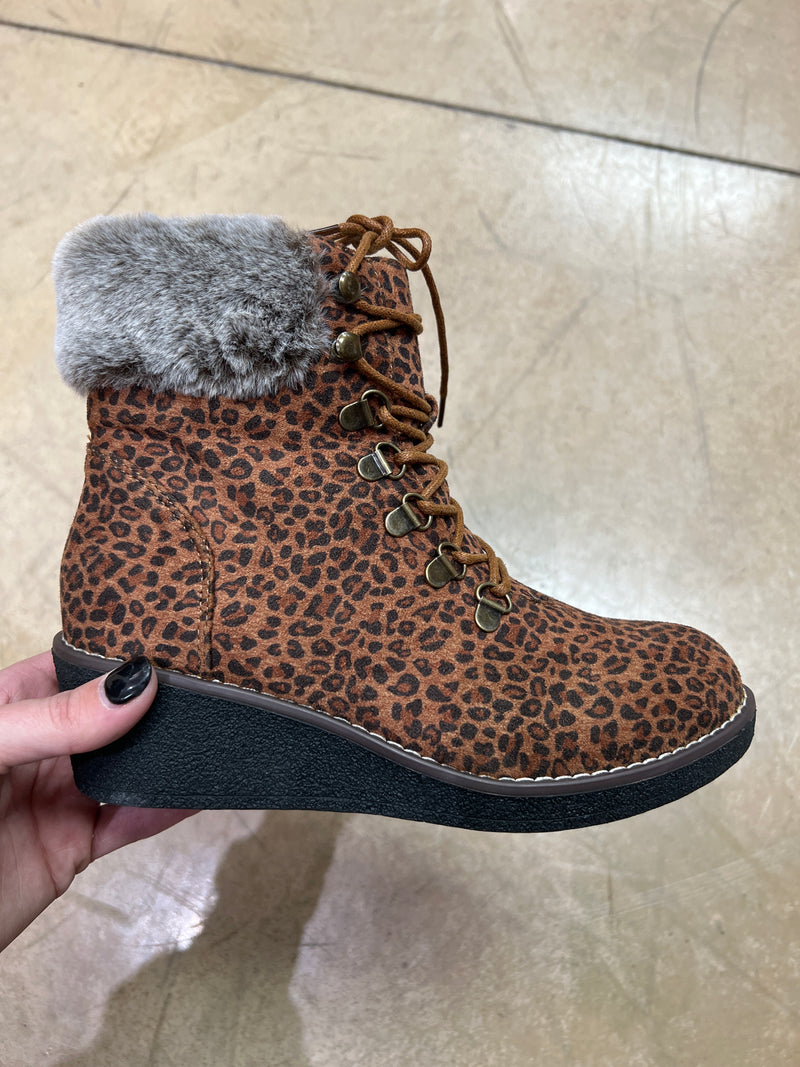 7219- Corkys Fox Bay Small Leopard Boots