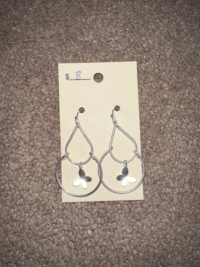 7904- Silver Teardrop w/ Butterfly Detail Earrings