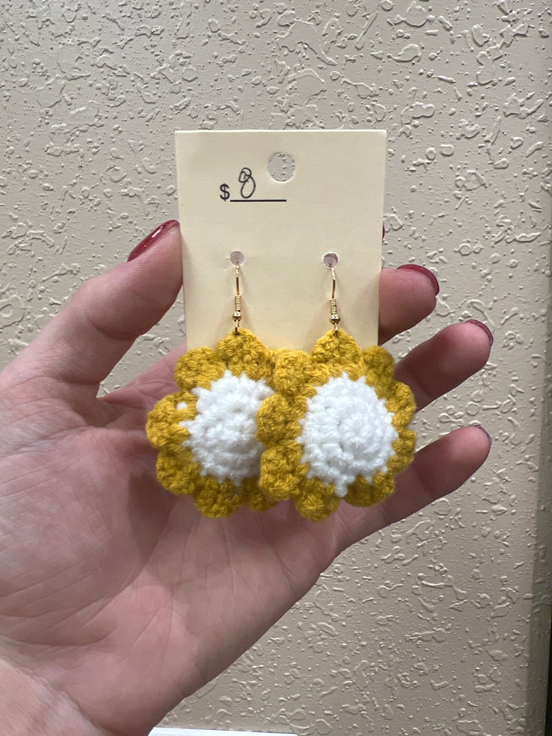 7489- Crochet Mustard Floral Earrings