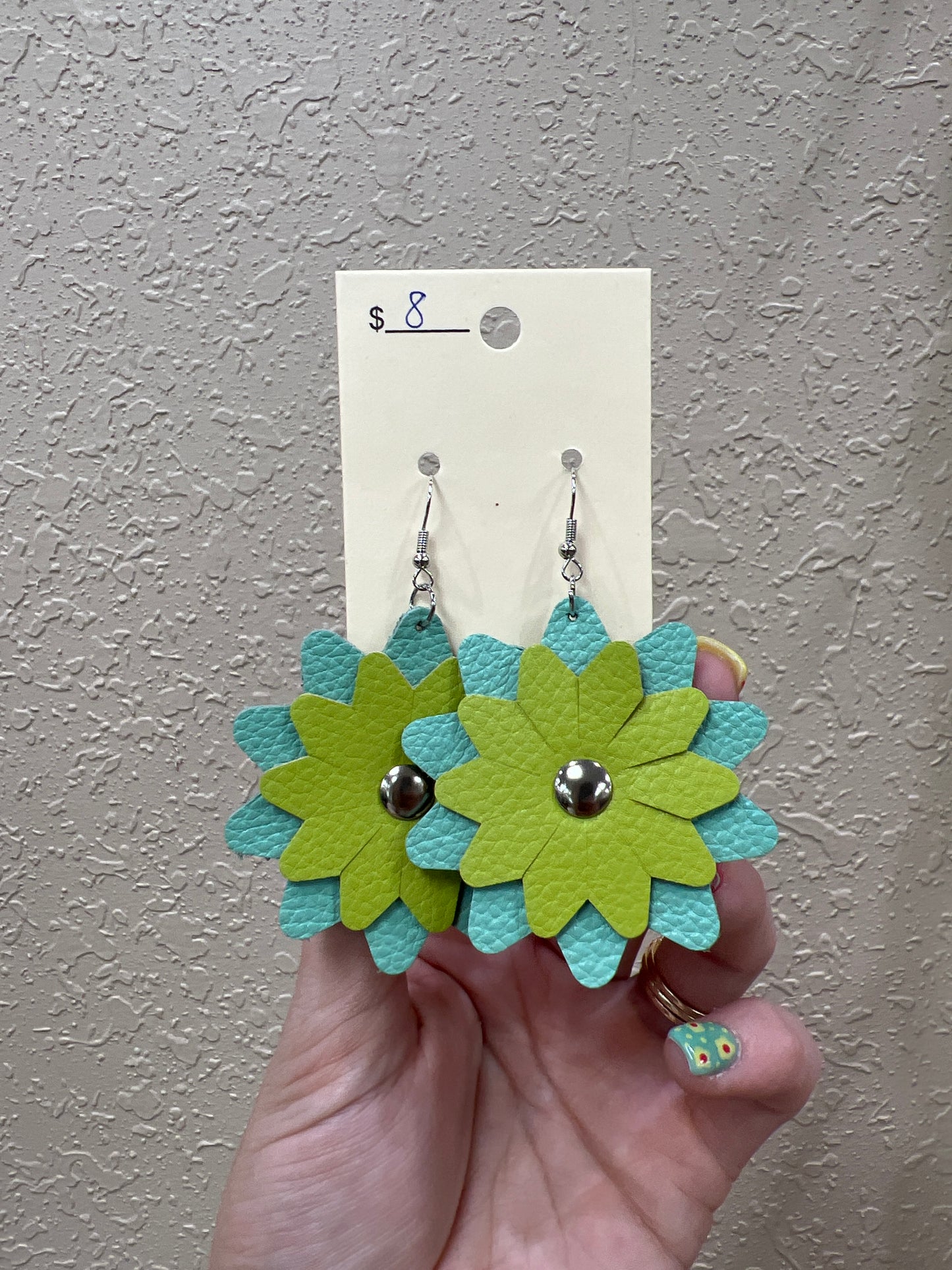 7689- Layer Flower Earrings